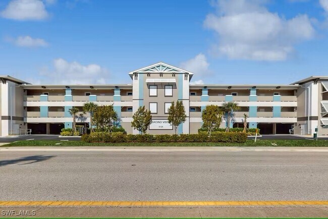 Primary Photo - 5126 Coronado Pkwy