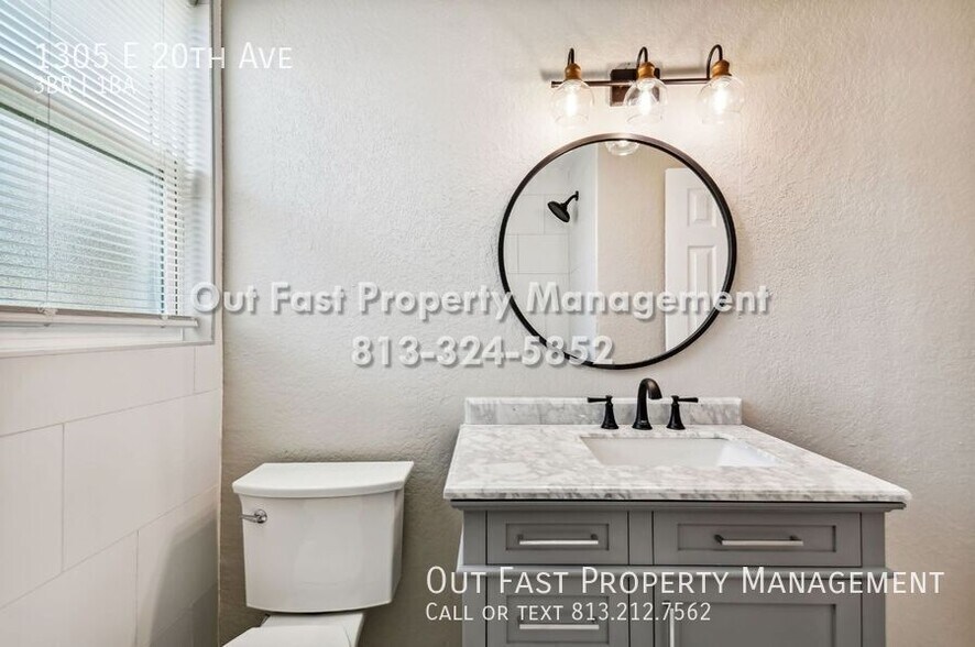 Building Photo - 1305 E 20th Ave