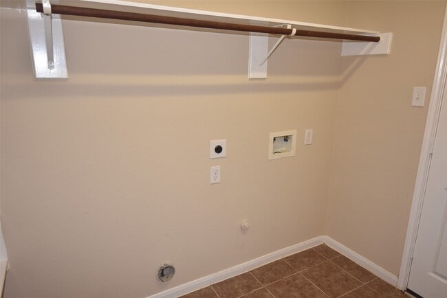 Building Photo - 25823 Sundrop Meadows Ln