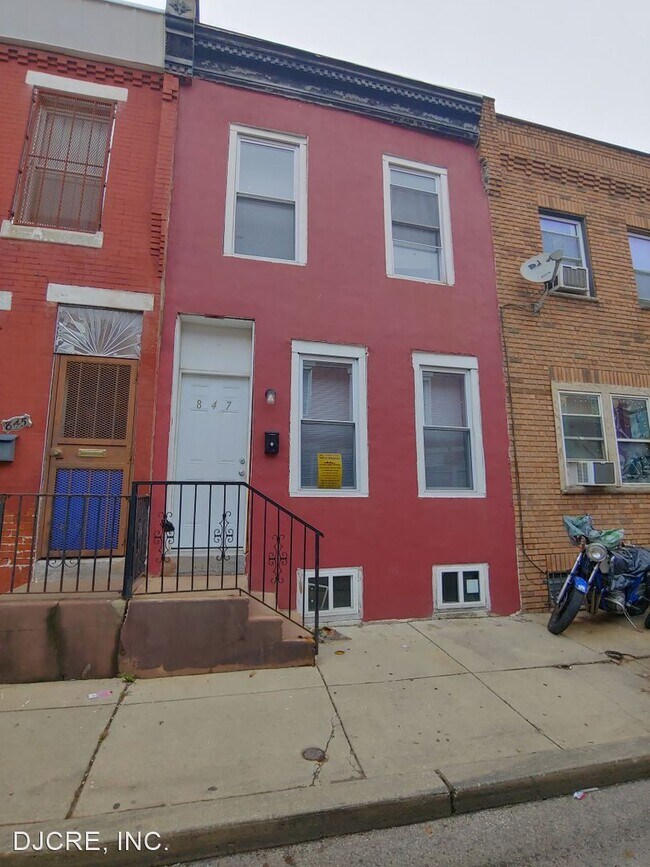 Primary Photo - 2 br, 1 bath House - 847 E Hilton Street