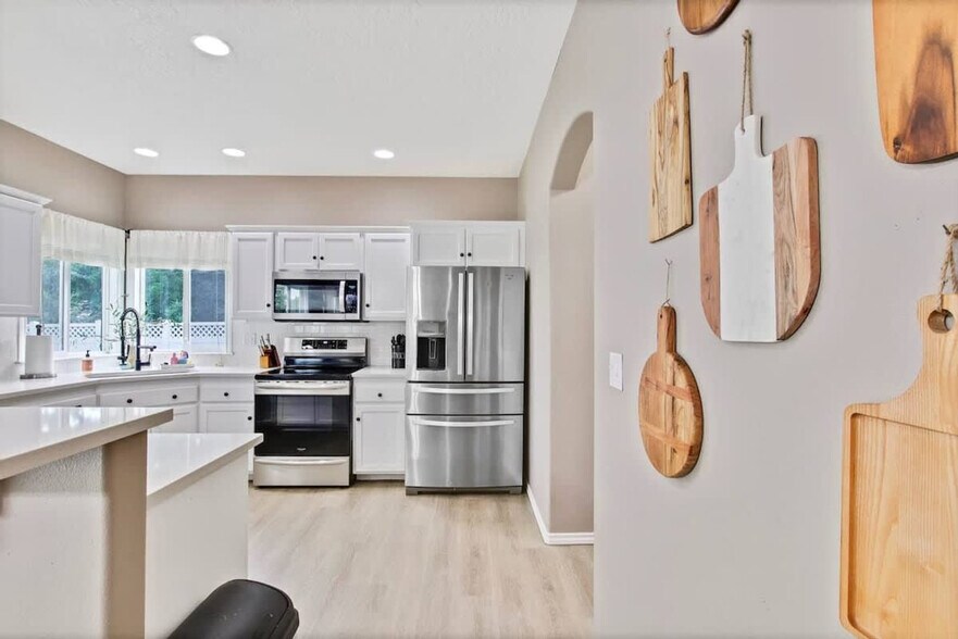 Building Photo - 3024 W Divide Creek Dr