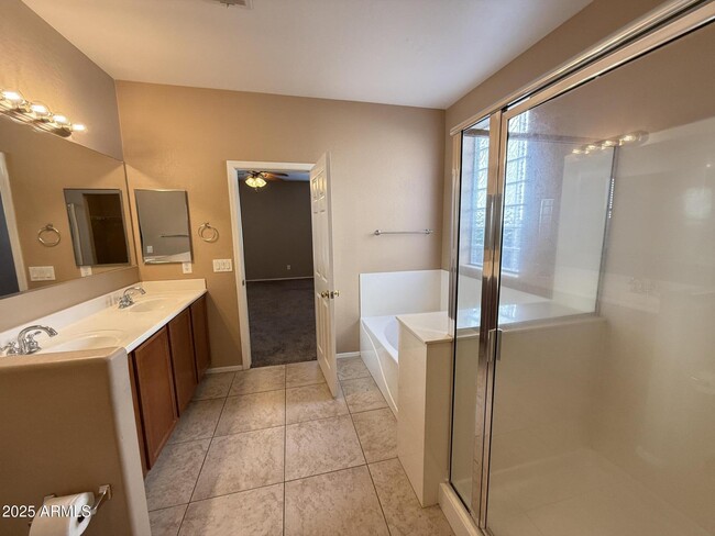 Building Photo - 11752 W Foothill Dr