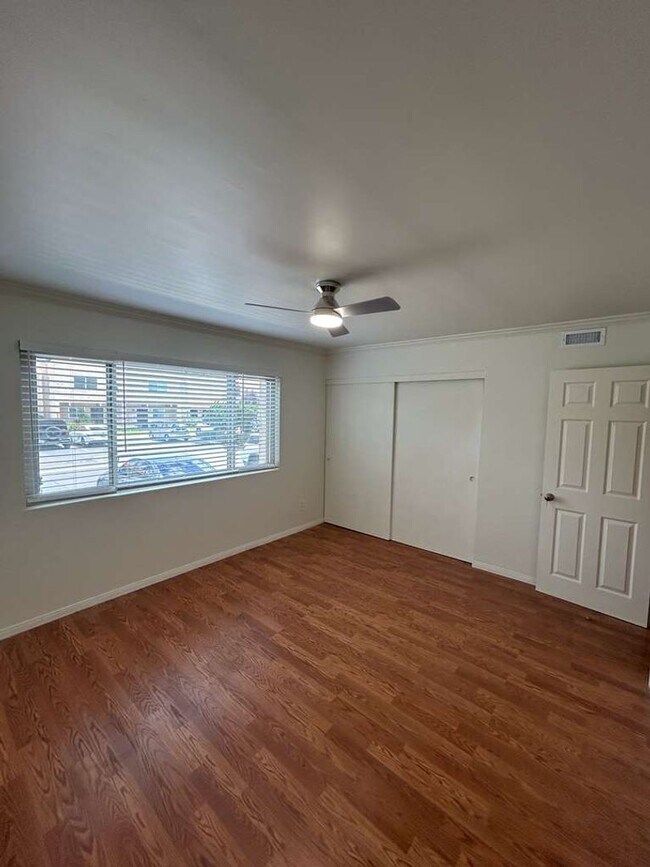 Building Photo - Upgraded 2 Bedroom 2 Bath Condo, Available Now! MOVE IN SPECIAL $1,000 OFF 1ST MONTHS RENT