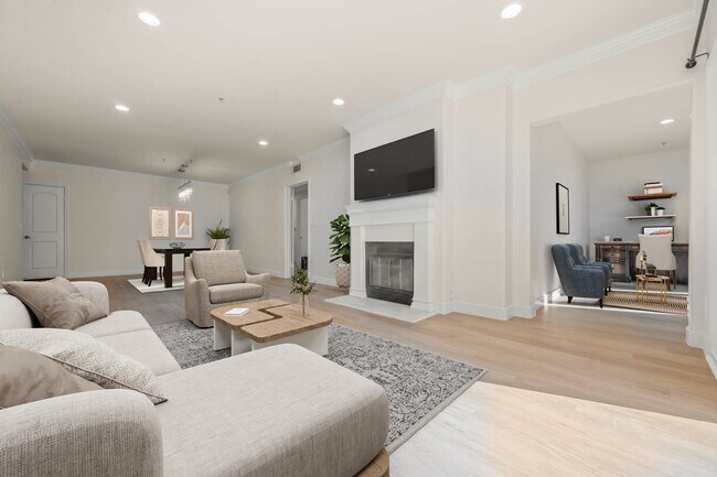 Building Photo - 8541 Alcott St