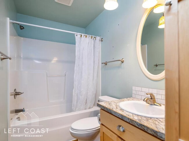 Building Photo - 5371 NE Wave Ln