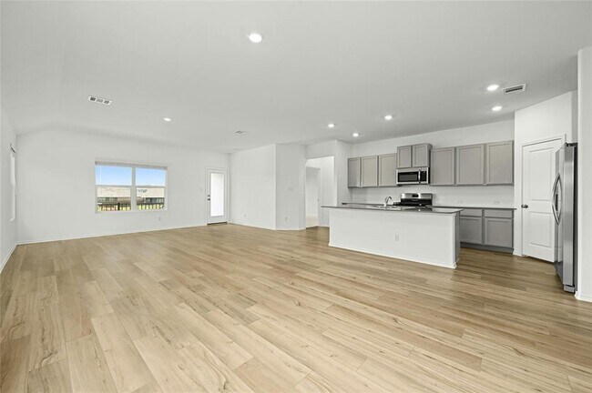 Building Photo - 2416 Four Waters Lp