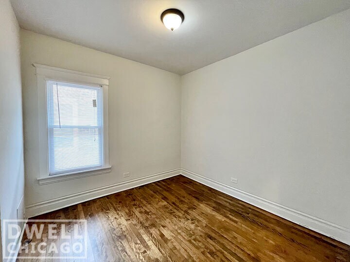 Building Photo - 3818 N Kenneth Ave