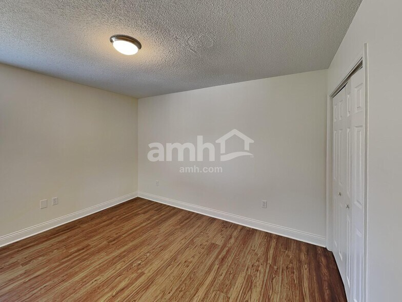 Building Photo - 1234 Piney Church Rd