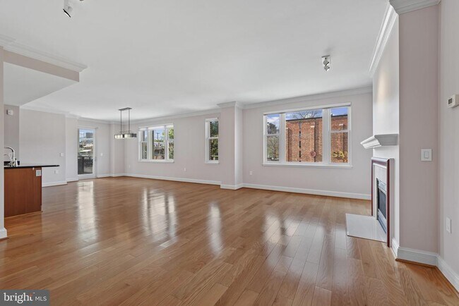 Building Photo - 801 Key Hwy