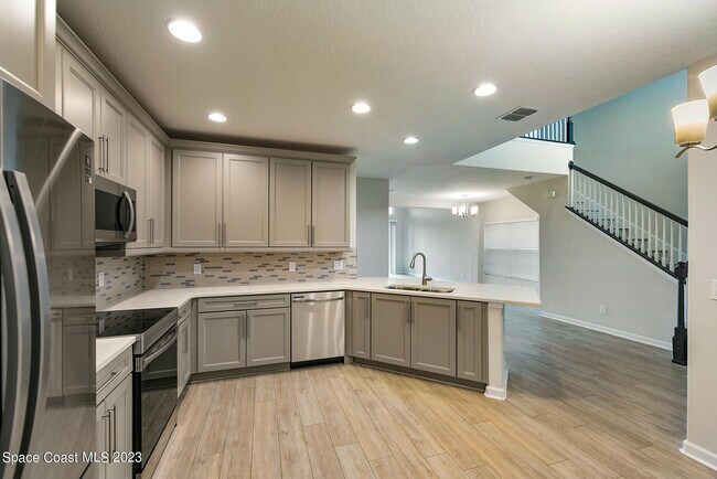 Building Photo - 59 Montecito Dr