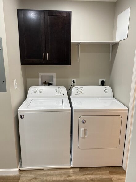 Laundry - 1213 Ridge Ave