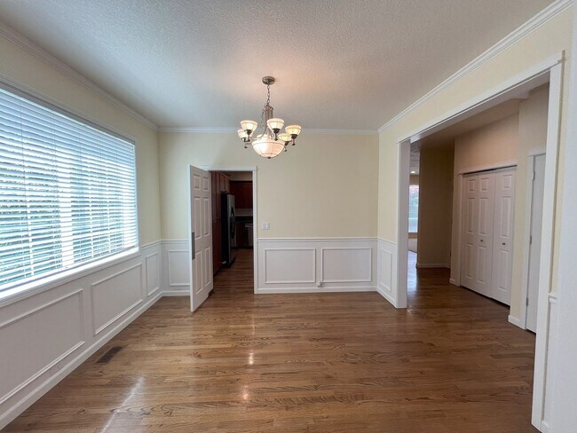 Building Photo - Elegant 5-Bedroom + Bonus Room Home with Modern Upgrades and Serene Outdoor Space