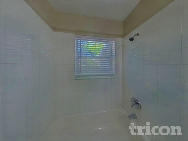 Building Photo - 2761 59th Ave N