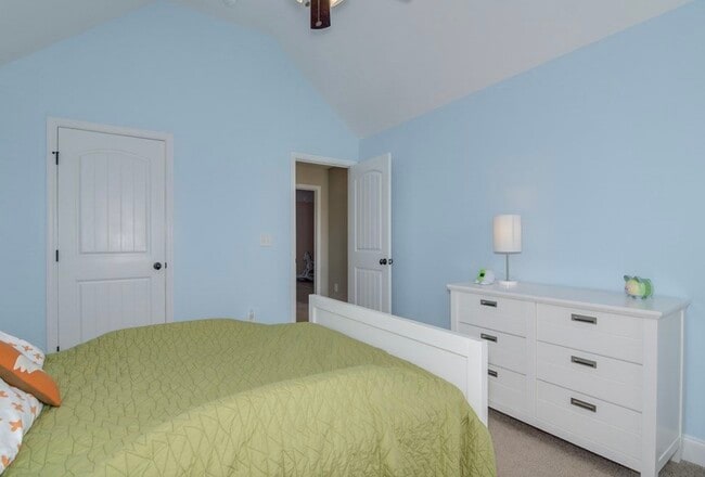 Building Photo - 5464 Everlook Cir
