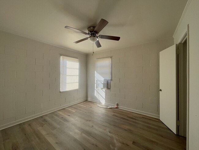 Building Photo - Sun-Kissed Snyder Retreat – Modern Comfort Meets Classic Charm