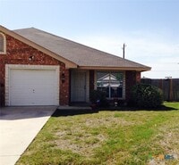 Building Photo - 1908 Charleston Ct