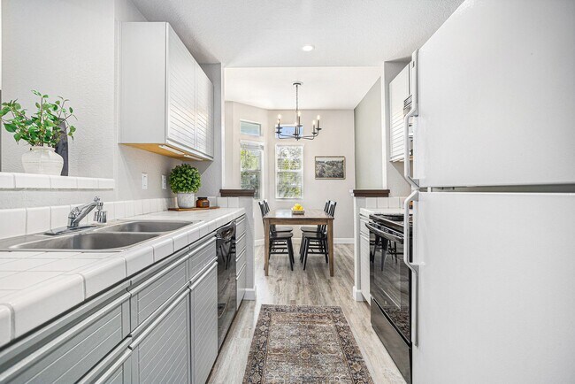 Building Photo - CANYON MEADOWS - Pleasanton's highly desired hidden gem complex...