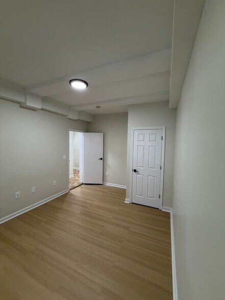 Building Photo - 152 S Harrison St