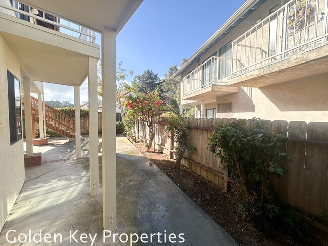 Building Photo - Introducing a charming 3 bedroom, 2.5 bath...