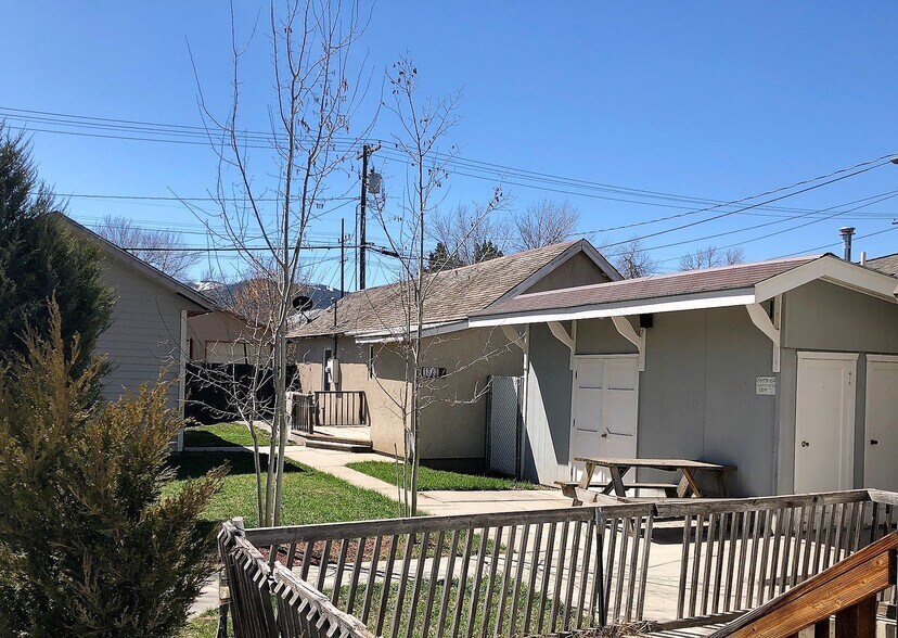 Building Photo - 1321 Walnut St