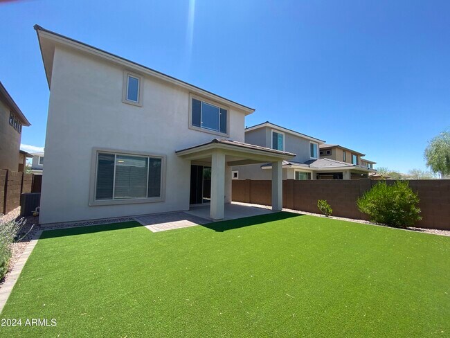 Building Photo - 3544 E Sands Dr