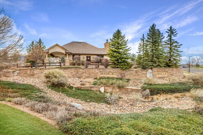 Building Photo - $0 DEPOSIT OPTION. BEAUTIFULLY MAINTAINED ...
