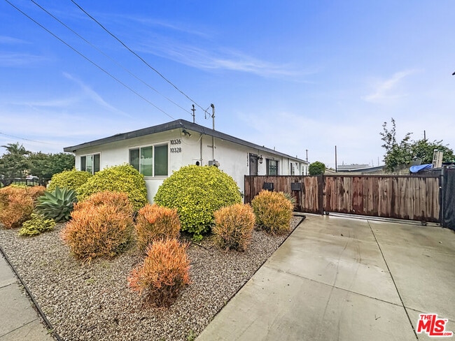 Building Photo - 10328 Firmona Ave