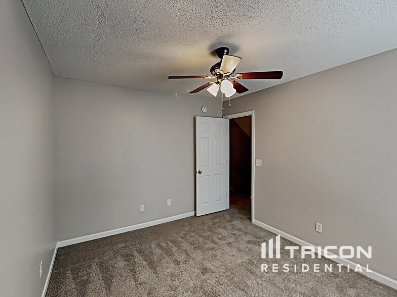 Building Photo - 192 Palmetto Park Cir