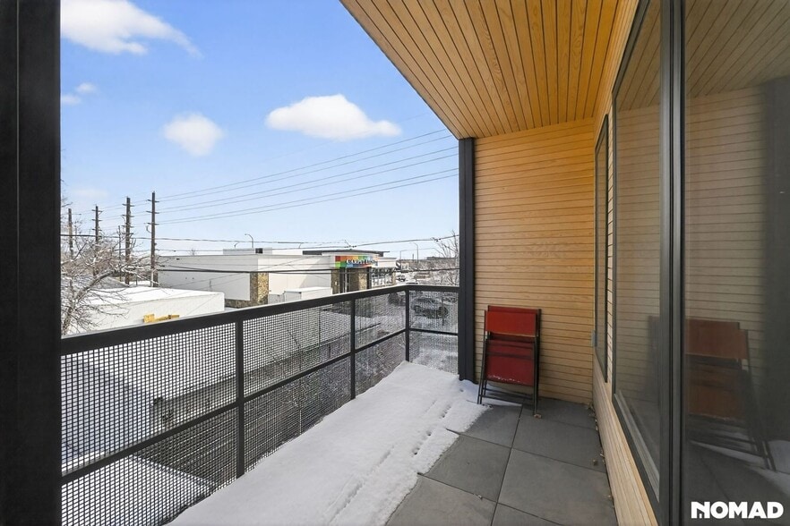 Building Photo - 2718 Pine St