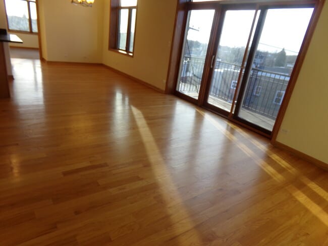 Building Photo - 5761 Higgins W Ave