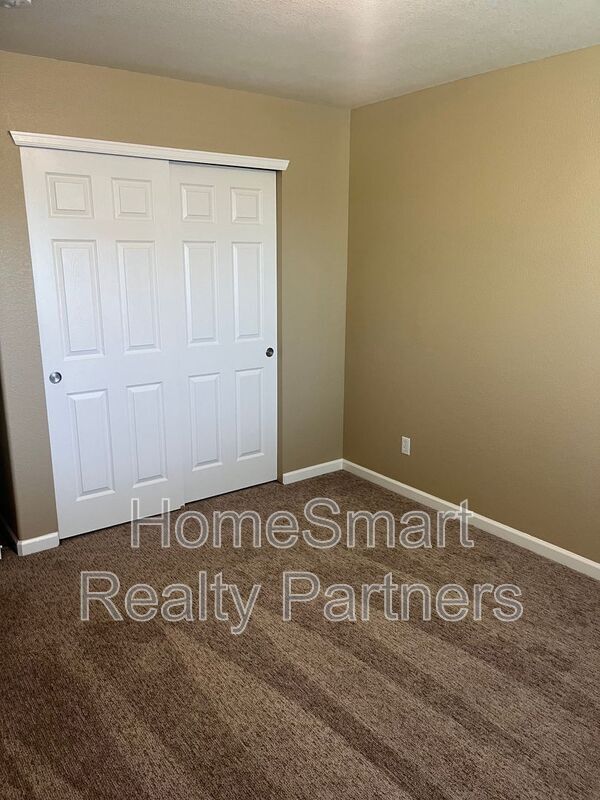 Building Photo - 3658 Claycomb Ln