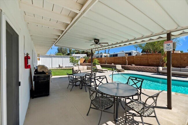 Building Photo - 32300 Shadow Mountain Ln