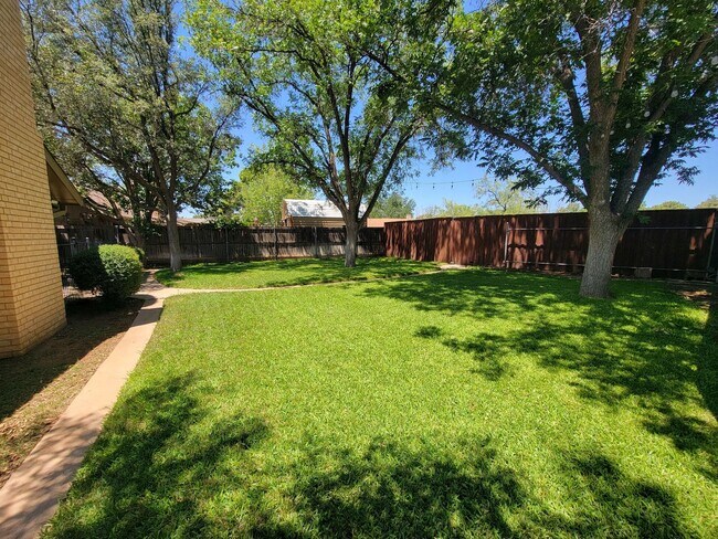 Building Photo - COMING SOON!  Stunning Home in University ...