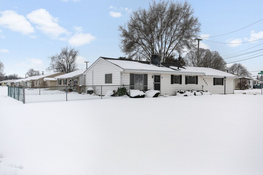 Building Photo - 4031 Vistula Rd