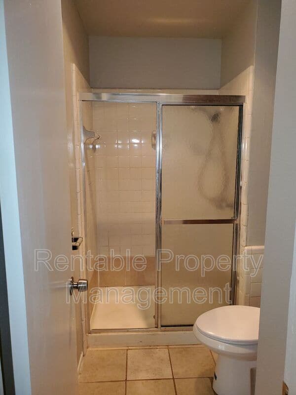 Building Photo - 3017 Abston Dr