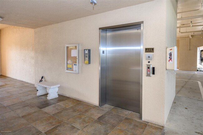 Building Photo - 89 Vivante Blvd