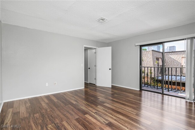 Building Photo - 17989 San Juan Ct SE