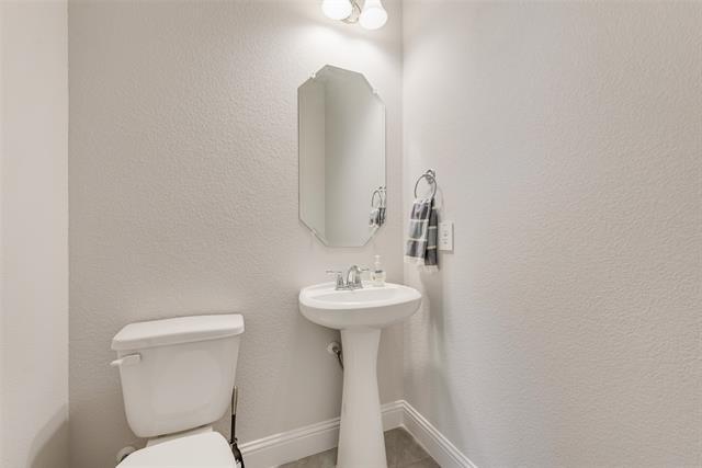 Building Photo - 306 Duxbury Ct