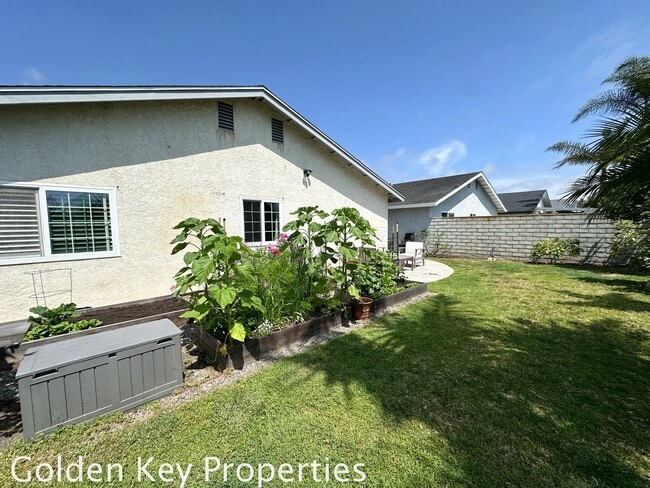 Building Photo - Charming 3BR / 2BA Single-Story Home in Co...