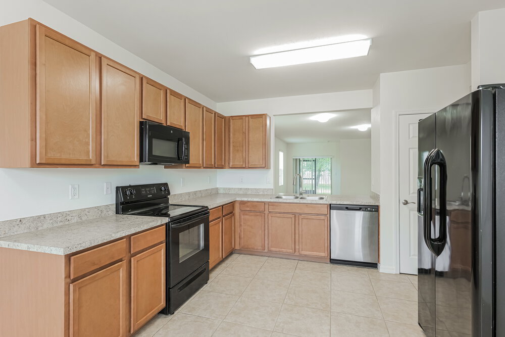 Building Photo - 203 NE 9th Ave