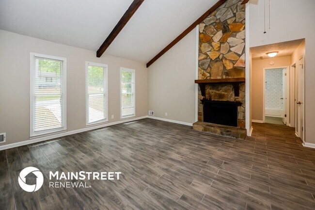 Building Photo - 2653 Marcia Dr SW