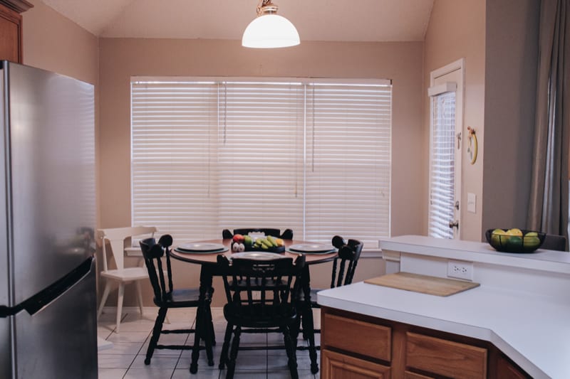 Building Photo - 2610 Wandering Oak Dr