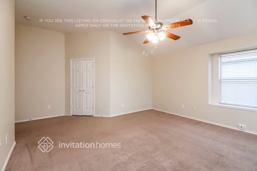 Building Photo - 817 Longleaf Dr