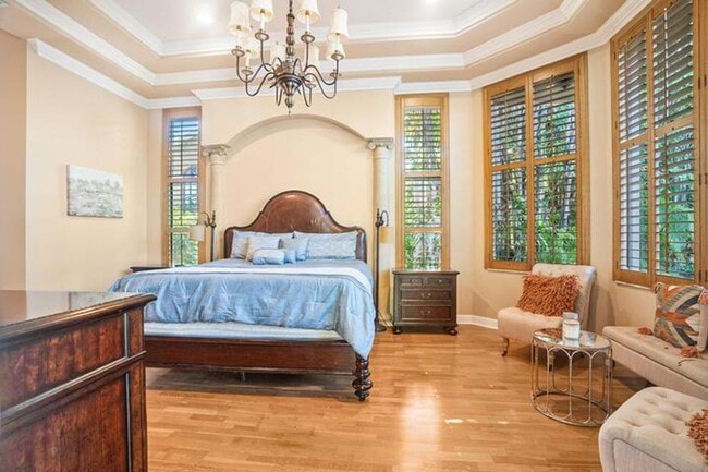 Building Photo - 3483 Collonade Dr