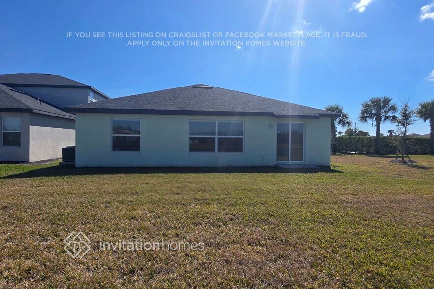 Building Photo - 4203 Palatina Way