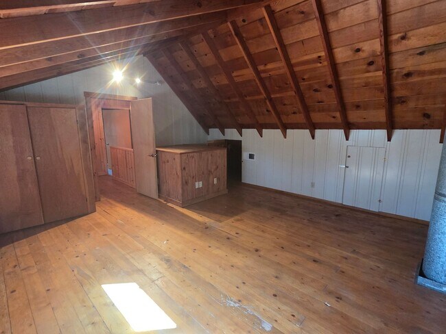 Building Photo - Twain Harte Home