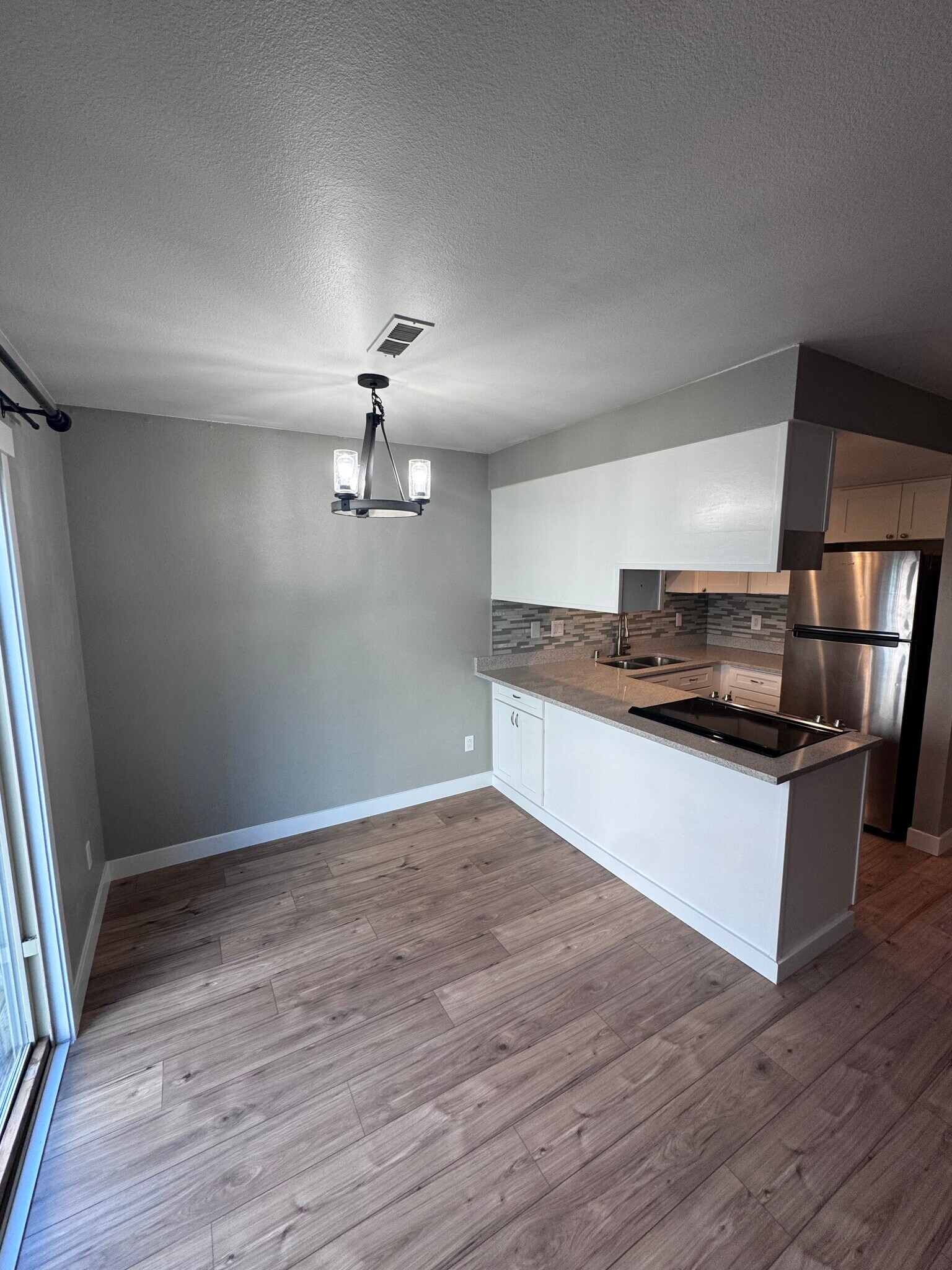 Building Photo - 7810 Mayfair Dr