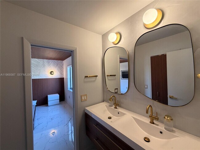 Building Photo - 14617 SW 167th Terrace