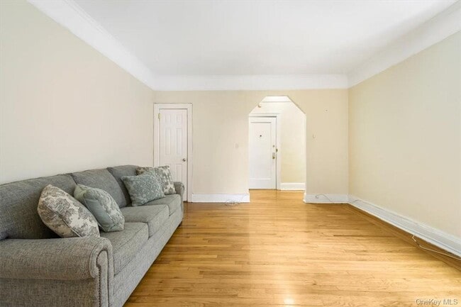 Building Photo - 663 Locust St