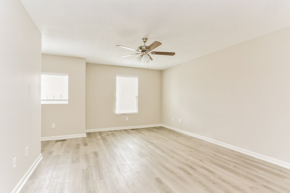 Building Photo - 804 Zeller Dr